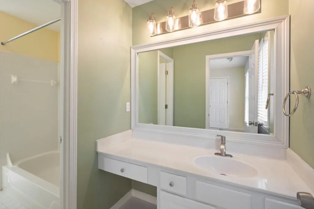 330 Whitley Park Drive, Sandy Springs, Georgia 30350, 4 Bedrooms Bedrooms, ,3 BathroomsBathrooms,Residential,Sold,330 Whitley Park Drive,7022891