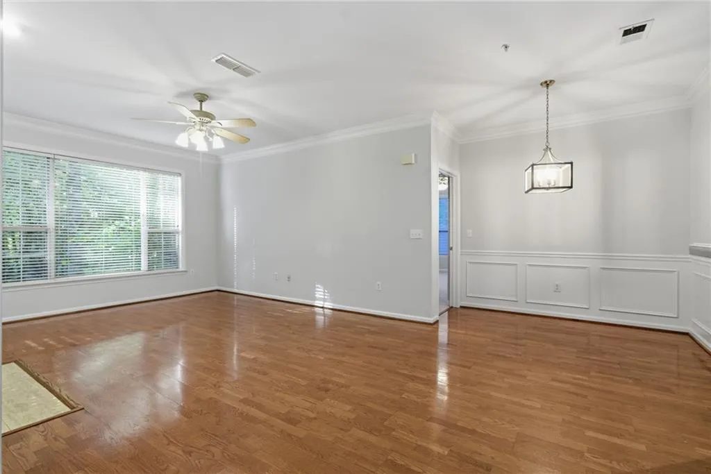 2400 Cumberland Parkway Se Unit 614, Atlanta, Georgia 30339, 3 Bedrooms Bedrooms, ,2 BathroomsBathrooms,Residential,For Sale,2400 Cumberland Parkway Se Unit 614,7655714