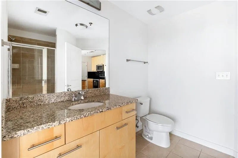 3324 Peachtree Road Ne Unit 2518, Atlanta, Georgia 30326, 2 Bedrooms Bedrooms, ,2 BathroomsBathrooms,Residential,For Sale,3324 Peachtree Road Ne Unit 2518,7647771