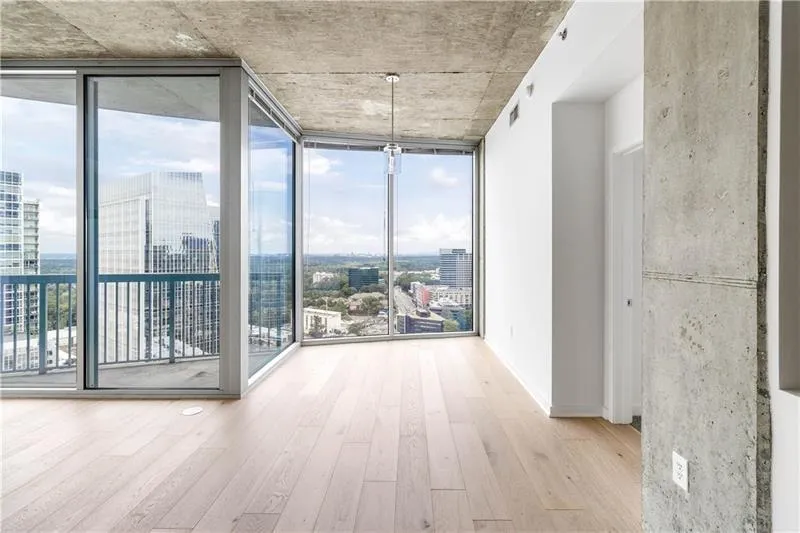 3324 Peachtree Road Ne Unit 2518, Atlanta, Georgia 30326, 2 Bedrooms Bedrooms, ,2 BathroomsBathrooms,Residential,For Sale,3324 Peachtree Road Ne Unit 2518,7647771