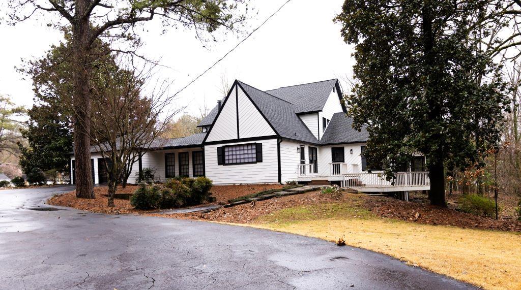 1620 Chevron Way, Sandy Springs, Georgia 30350, 6 Bedrooms Bedrooms, ,5 BathroomsBathrooms,Residential,Sold,1620 Chevron Way,7348220