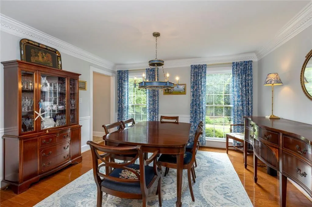 8145 Habersham Waters Road, Sandy Springs, Georgia 30350, 4 Bedrooms Bedrooms, ,3 BathroomsBathrooms,Residential,For Sale,8145 Habersham Waters Road,7633186