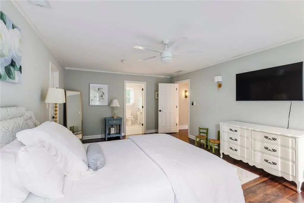 8145 Habersham Waters Road, Sandy Springs, Georgia 30350, 4 Bedrooms Bedrooms, ,3 BathroomsBathrooms,Residential,For Sale,8145 Habersham Waters Road,7633186