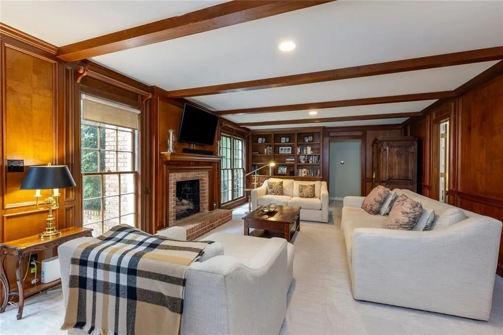 8145 Habersham Waters Road, Sandy Springs, Georgia 30350, 4 Bedrooms Bedrooms, ,3 BathroomsBathrooms,Residential,For Sale,8145 Habersham Waters Road,7633186