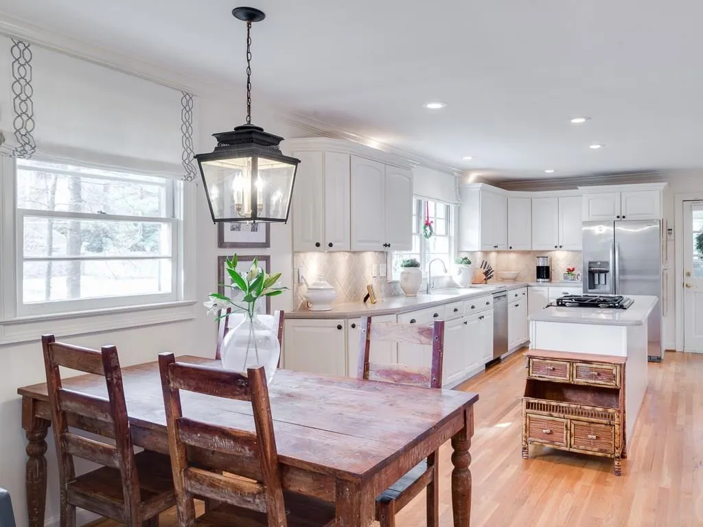 504 Kingswood Lane Nw, Atlanta, Georgia 30305, 3 Bedrooms Bedrooms, ,2 BathroomsBathrooms,Residential,Sold,504 Kingswood Lane Nw,5795187