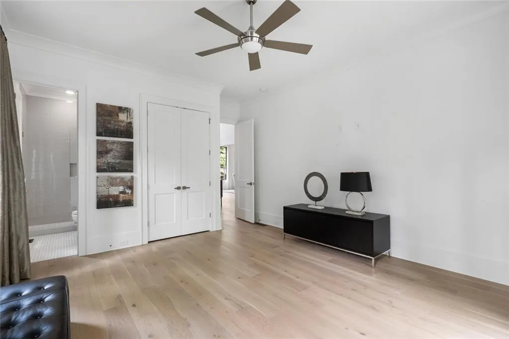 4555 Mystic Drive, Atlanta, Georgia 30342, 6 Bedrooms Bedrooms, ,6 BathroomsBathrooms,Residential,Sold,4555 Mystic Drive,6894606