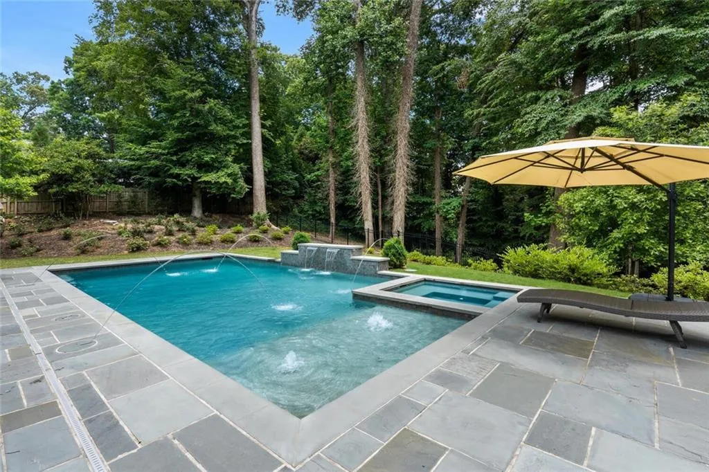 4555 Mystic Drive, Atlanta, Georgia 30342, 6 Bedrooms Bedrooms, ,6 BathroomsBathrooms,Residential,Sold,4555 Mystic Drive,6894606