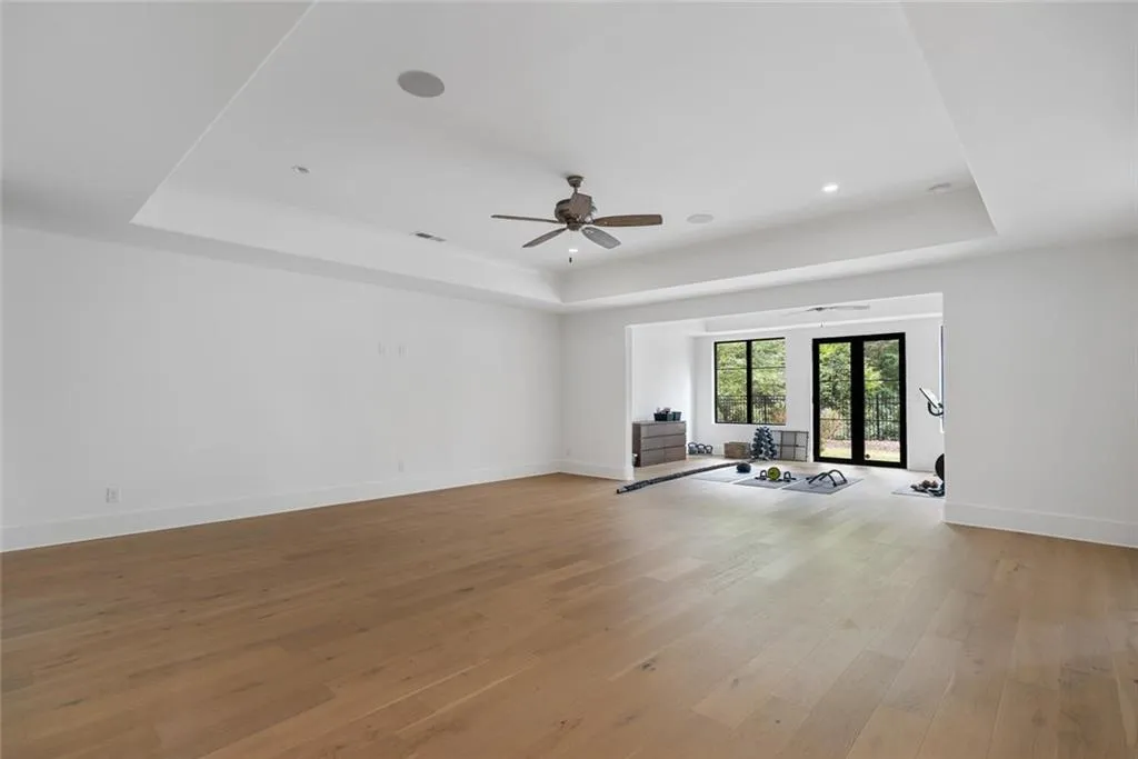 4555 Mystic Drive, Atlanta, Georgia 30342, 6 Bedrooms Bedrooms, ,6 BathroomsBathrooms,Residential,Sold,4555 Mystic Drive,6894606