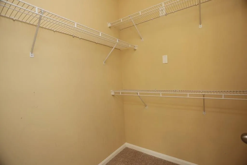 5641 Roswell Road Unit 305, Sandy Springs, Georgia 30342, 2 Bedrooms Bedrooms, ,2 BathroomsBathrooms,Residential,Sold,5641 Roswell Road Unit 305,5686315