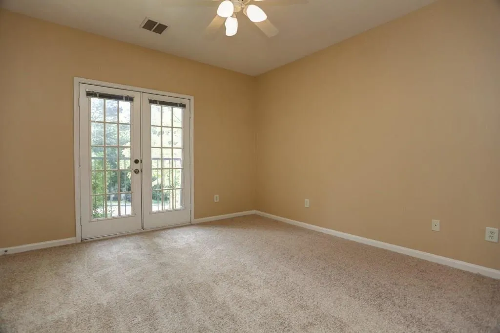 5641 Roswell Road Unit 305, Sandy Springs, Georgia 30342, 2 Bedrooms Bedrooms, ,2 BathroomsBathrooms,Residential,Sold,5641 Roswell Road Unit 305,5686315