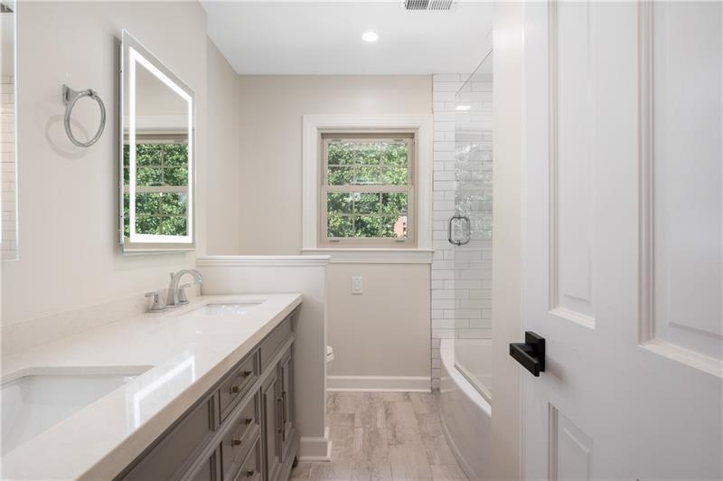 6270 Riverwood Drive, Sandy Springs, Georgia 30328, 5 Bedrooms Bedrooms, ,5 BathroomsBathrooms,Residential,Sold,6270 Riverwood Drive,7335973