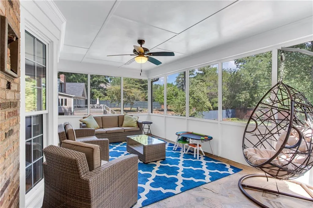 680 Amster Green Drive, Sandy Springs, Georgia 30350, 5 Bedrooms Bedrooms, ,4 BathroomsBathrooms,Residential,Sold,680 Amster Green Drive,6625724