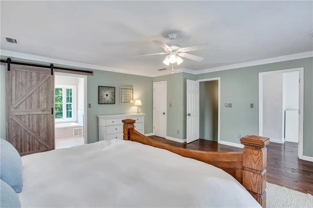 680 Amster Green Drive, Sandy Springs, Georgia 30350, 5 Bedrooms Bedrooms, ,4 BathroomsBathrooms,Residential,Sold,680 Amster Green Drive,6625724