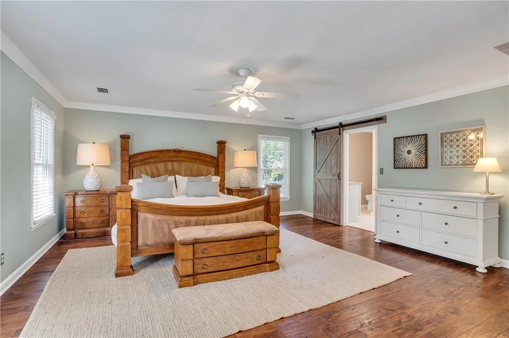 680 Amster Green Drive, Sandy Springs, Georgia 30350, 5 Bedrooms Bedrooms, ,4 BathroomsBathrooms,Residential,Sold,680 Amster Green Drive,6625724