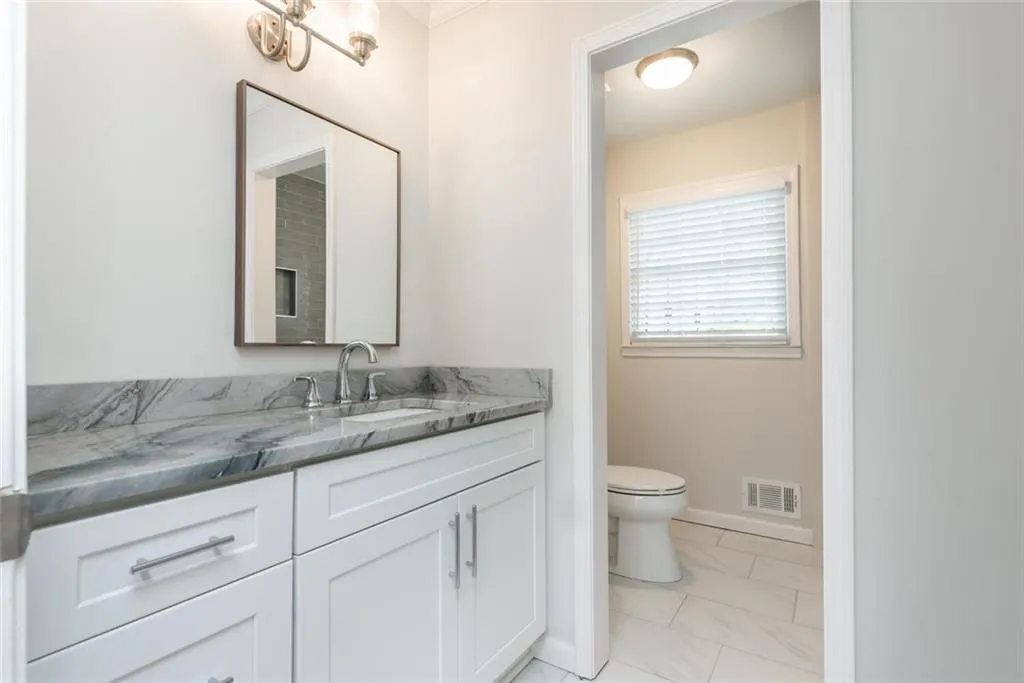 270 Glencourtney Drive, Sandy Springs, Georgia 30328, 4 Bedrooms Bedrooms, ,3 BathroomsBathrooms,Residential,Sold,270 Glencourtney Drive,7027881