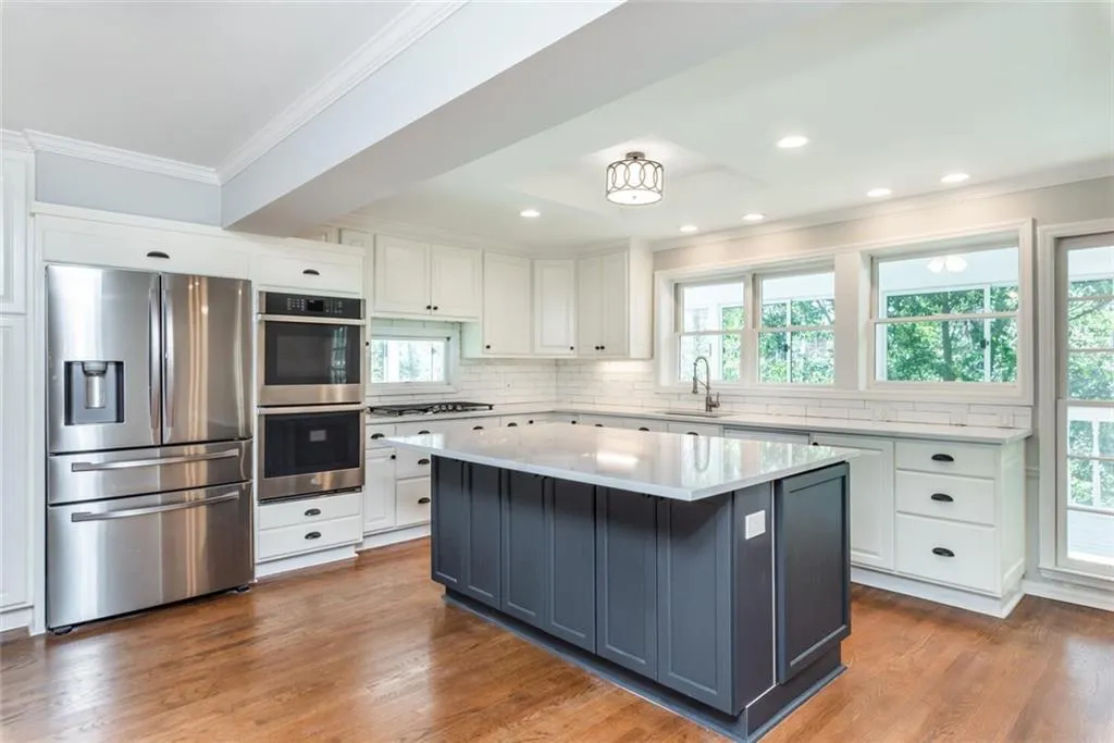 270 Glencourtney Drive, Sandy Springs, Georgia 30328, 4 Bedrooms Bedrooms, ,3 BathroomsBathrooms,Residential,Sold,270 Glencourtney Drive,7027881