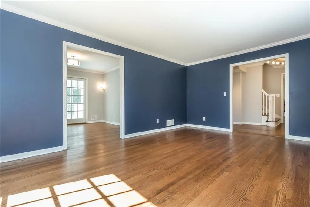 270 Glencourtney Drive, Sandy Springs, Georgia 30328, 4 Bedrooms Bedrooms, ,3 BathroomsBathrooms,Residential,Sold,270 Glencourtney Drive,7027881