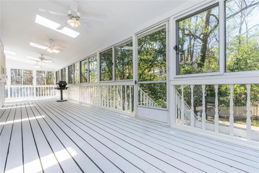 270 Glencourtney Drive, Sandy Springs, Georgia 30328, 4 Bedrooms Bedrooms, ,3 BathroomsBathrooms,Residential,Sold,270 Glencourtney Drive,7027881
