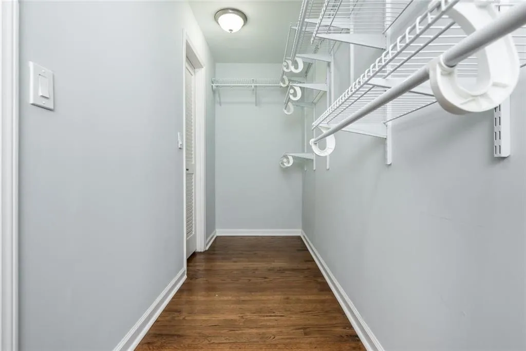 270 Glencourtney Drive, Sandy Springs, Georgia 30328, 4 Bedrooms Bedrooms, ,3 BathroomsBathrooms,Residential,Sold,270 Glencourtney Drive,7027881