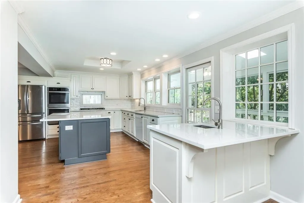270 Glencourtney Drive, Sandy Springs, Georgia 30328, 4 Bedrooms Bedrooms, ,3 BathroomsBathrooms,Residential,Sold,270 Glencourtney Drive,7027881