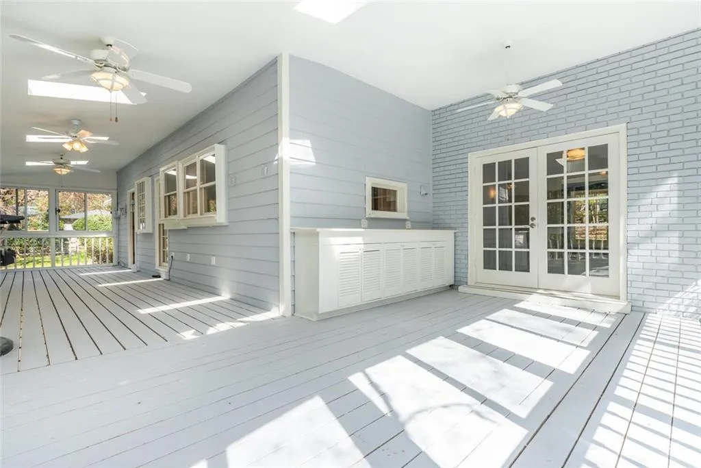 270 Glencourtney Drive, Sandy Springs, Georgia 30328, 4 Bedrooms Bedrooms, ,3 BathroomsBathrooms,Residential,Sold,270 Glencourtney Drive,7027881