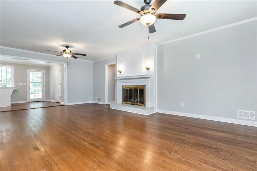 270 Glencourtney Drive, Sandy Springs, Georgia 30328, 4 Bedrooms Bedrooms, ,3 BathroomsBathrooms,Residential,Sold,270 Glencourtney Drive,7027881