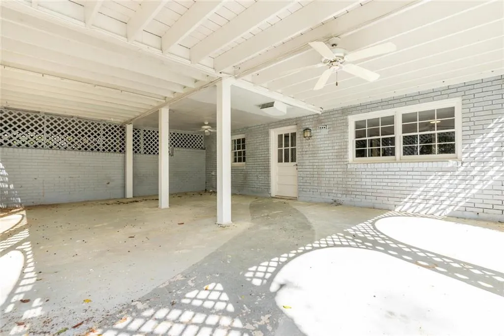 270 Glencourtney Drive, Sandy Springs, Georgia 30328, 4 Bedrooms Bedrooms, ,3 BathroomsBathrooms,Residential,Sold,270 Glencourtney Drive,7027881