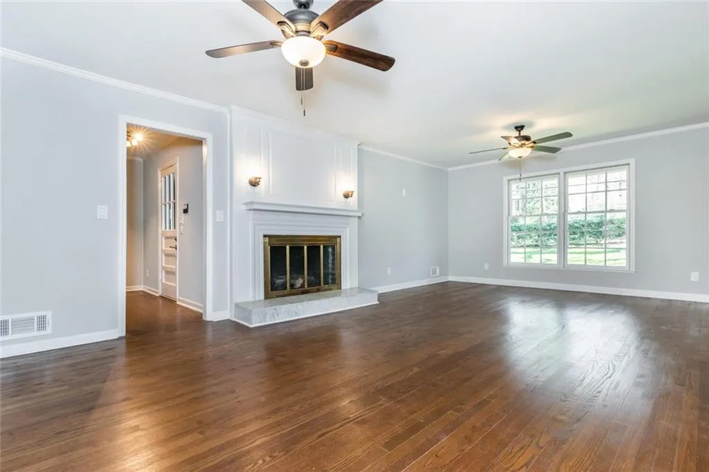 270 Glencourtney Drive, Sandy Springs, Georgia 30328, 4 Bedrooms Bedrooms, ,3 BathroomsBathrooms,Residential,Sold,270 Glencourtney Drive,7027881
