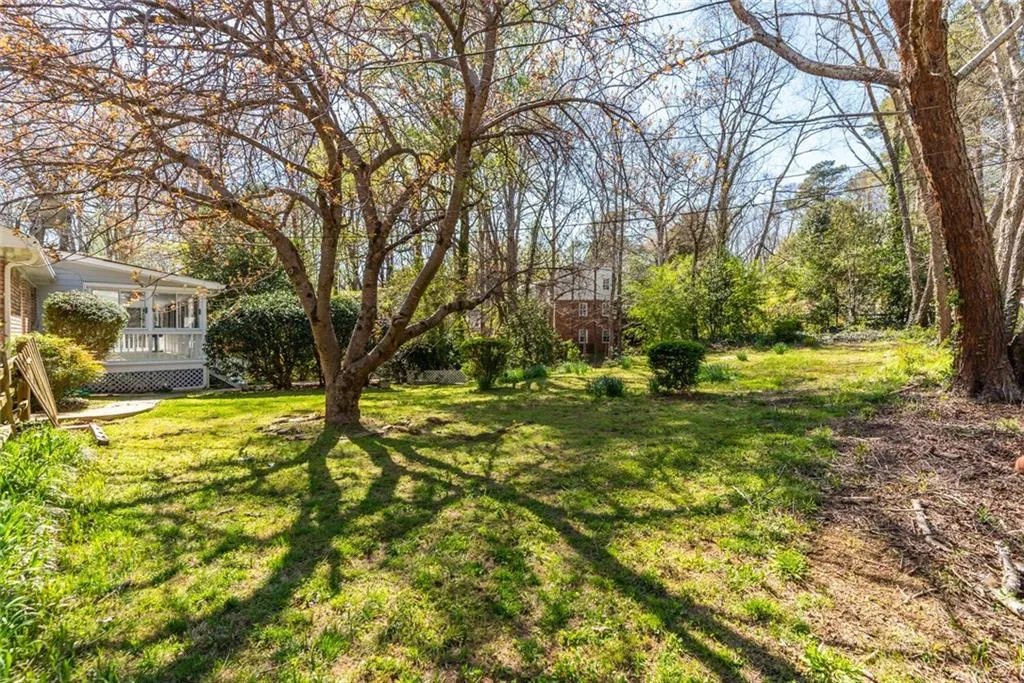270 Glencourtney Drive, Sandy Springs, Georgia 30328, 4 Bedrooms Bedrooms, ,3 BathroomsBathrooms,Residential,Sold,270 Glencourtney Drive,7027881