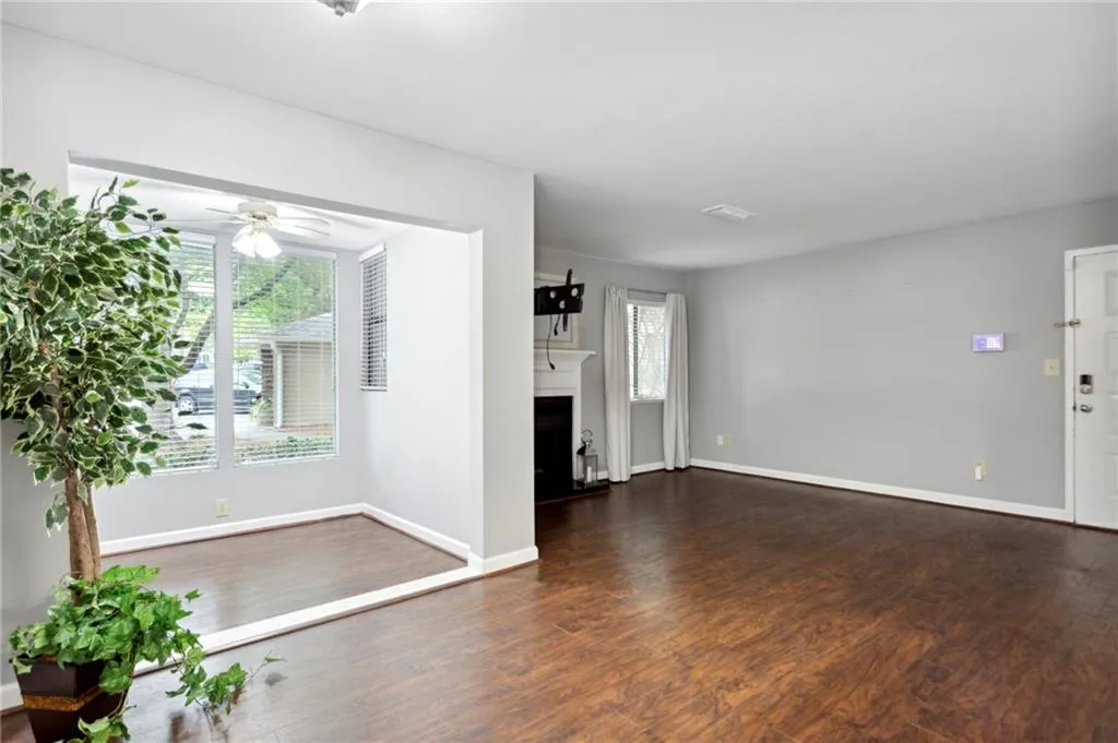 9003 Wingate Way, Sandy Springs, Georgia 30350, 1 Bedroom Bedrooms, ,1 BathroomBathrooms,Residential,Sold,9003 Wingate Way,7093197