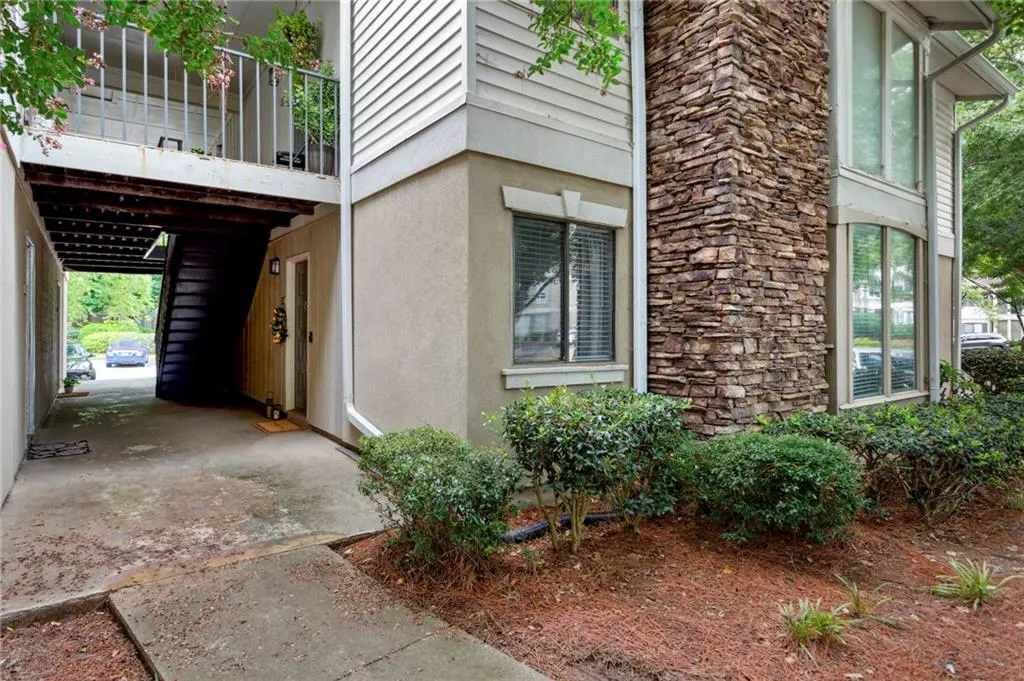 9003 Wingate Way, Sandy Springs, Georgia 30350, 1 Bedroom Bedrooms, ,1 BathroomBathrooms,Residential,Sold,9003 Wingate Way,7093197