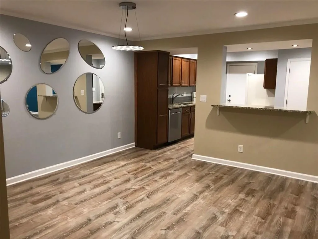 6851 Roswell Road Unit H16, Atlanta, Georgia 30328, 3 Bedrooms Bedrooms, ,2 BathroomsBathrooms,Residential,Sold,6851 Roswell Road Unit H16,6082504