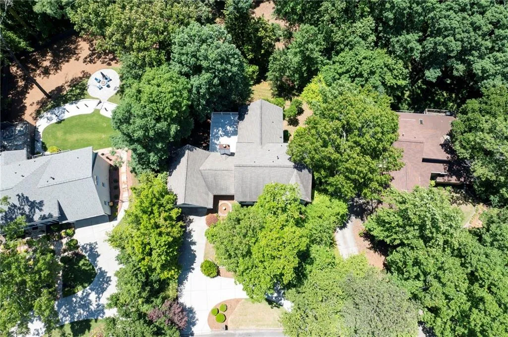 55 Bransford Road, Atlanta, Georgia 30342, 5 Bedrooms Bedrooms, ,4 BathroomsBathrooms,Residential,Sold,55 Bransford Road,7585120