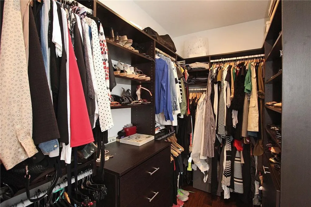 813 Creekgarden Court Unit 3, Atlanta, Georgia 30339, 3 Bedrooms Bedrooms, ,3 BathroomsBathrooms,Residential,Sold,813 Creekgarden Court Unit 3,5874684