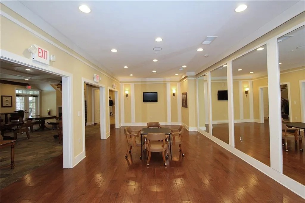 813 Creekgarden Court Unit 3, Atlanta, Georgia 30339, 3 Bedrooms Bedrooms, ,3 BathroomsBathrooms,Residential,Sold,813 Creekgarden Court Unit 3,5874684