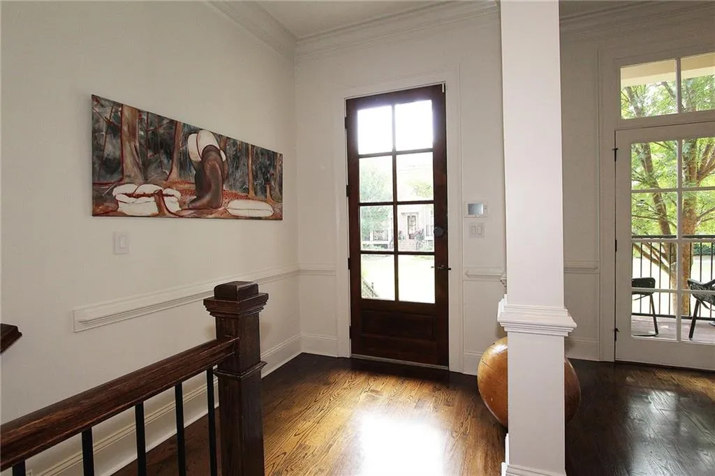 813 Creekgarden Court Unit 3, Atlanta, Georgia 30339, 3 Bedrooms Bedrooms, ,3 BathroomsBathrooms,Residential,Sold,813 Creekgarden Court Unit 3,5874684