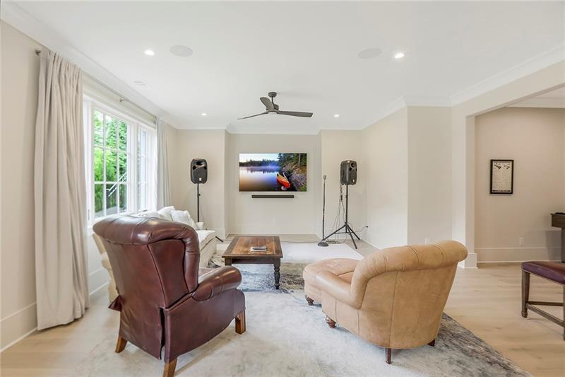 4514 Stella Drive, Atlanta, Georgia 30327, 6 Bedrooms Bedrooms, ,6 BathroomsBathrooms,Residential,Sold,4514 Stella Drive,7287165