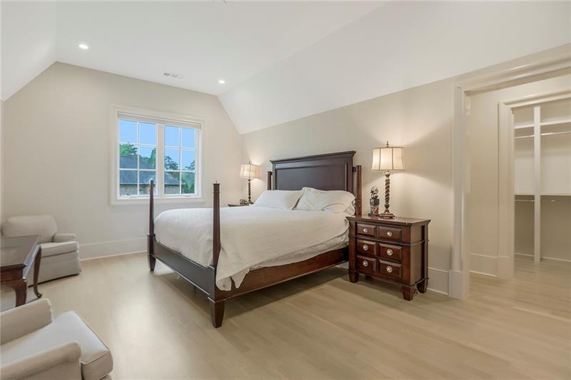 4514 Stella Drive, Atlanta, Georgia 30327, 6 Bedrooms Bedrooms, ,6 BathroomsBathrooms,Residential,Sold,4514 Stella Drive,7287165