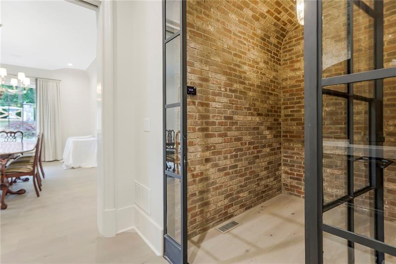 4514 Stella Drive, Atlanta, Georgia 30327, 6 Bedrooms Bedrooms, ,6 BathroomsBathrooms,Residential,Sold,4514 Stella Drive,7287165