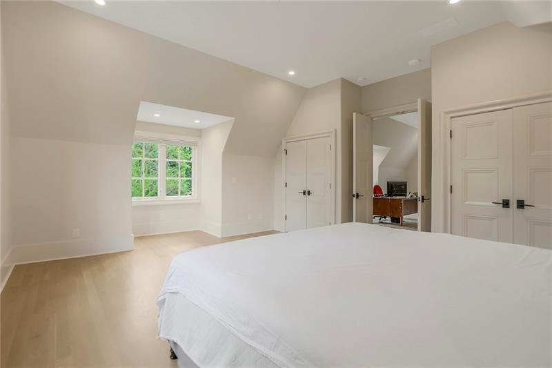 4514 Stella Drive, Atlanta, Georgia 30327, 6 Bedrooms Bedrooms, ,6 BathroomsBathrooms,Residential,Sold,4514 Stella Drive,7287165