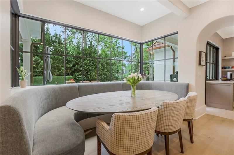 4514 Stella Drive, Atlanta, Georgia 30327, 6 Bedrooms Bedrooms, ,6 BathroomsBathrooms,Residential,Sold,4514 Stella Drive,7287165