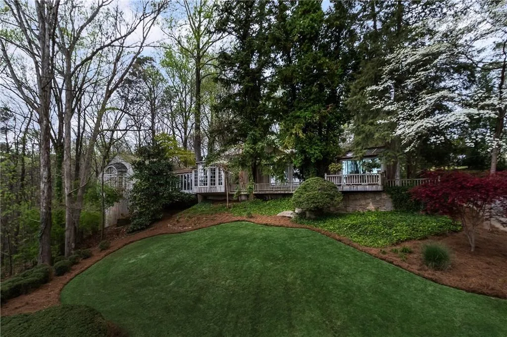 4890 Northside Drive Nw, Atlanta, Georgia 30327, 3 Bedrooms Bedrooms, ,3 BathroomsBathrooms,Residential,Sold,4890 Northside Drive Nw,6687833