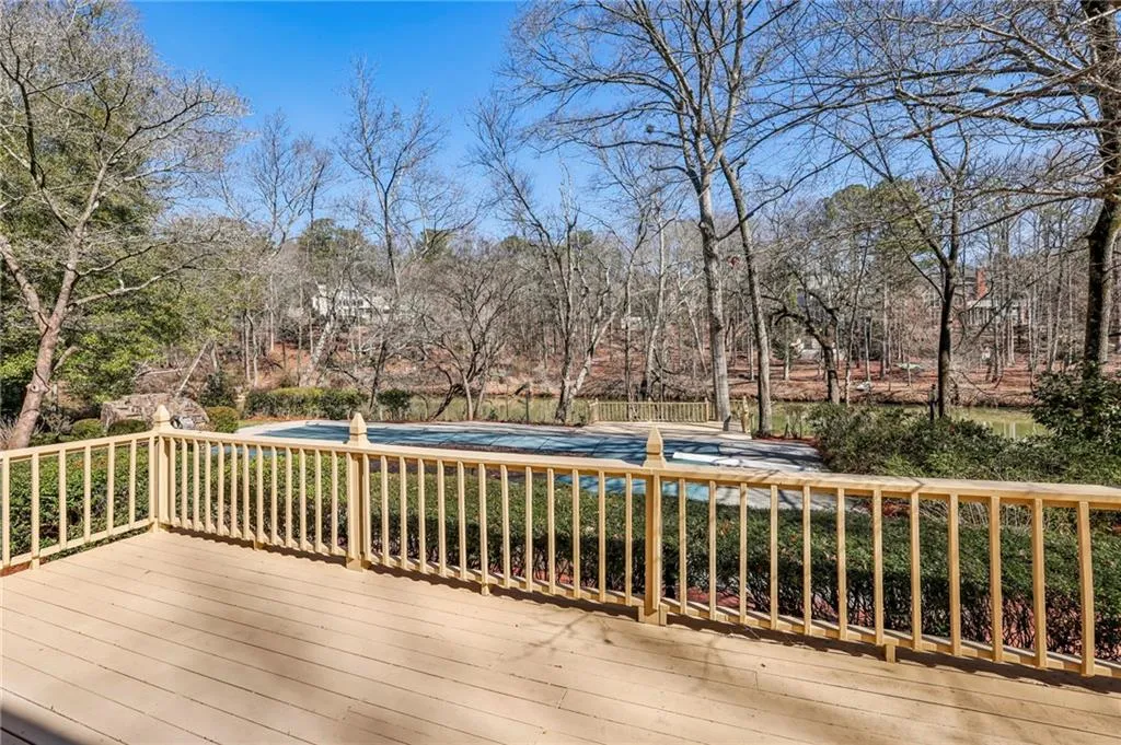 420 Rivertrail Dale, Atlanta, Georgia 30350, 5 Bedrooms Bedrooms, ,4 BathroomsBathrooms,Residential,For Sale,420 Rivertrail Dale,7720812