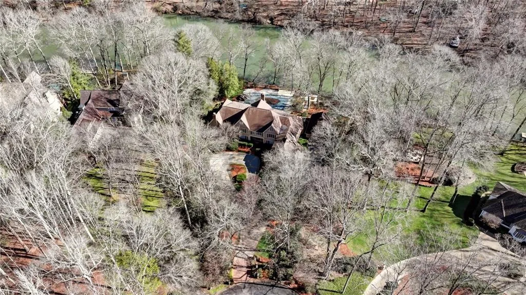 420 Rivertrail Dale, Atlanta, Georgia 30350, 5 Bedrooms Bedrooms, ,4 BathroomsBathrooms,Residential,For Sale,420 Rivertrail Dale,7720812