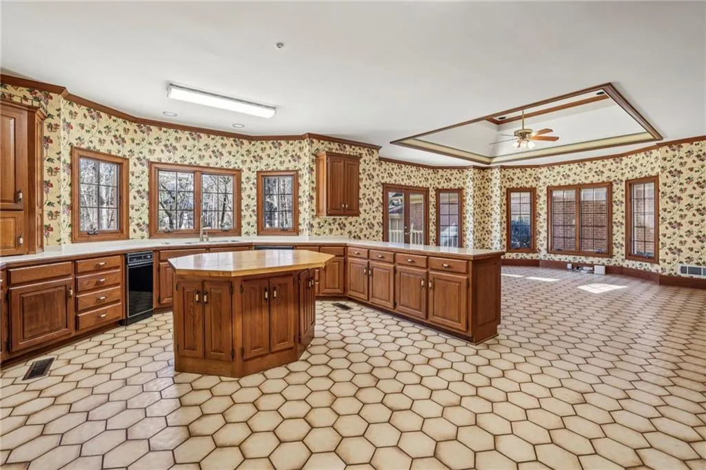 420 Rivertrail Dale, Atlanta, Georgia 30350, 5 Bedrooms Bedrooms, ,4 BathroomsBathrooms,Residential,For Sale,420 Rivertrail Dale,7720812