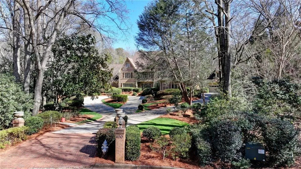 420 Rivertrail Dale, Atlanta, Georgia 30350, 5 Bedrooms Bedrooms, ,4 BathroomsBathrooms,Residential,For Sale,420 Rivertrail Dale,7720812