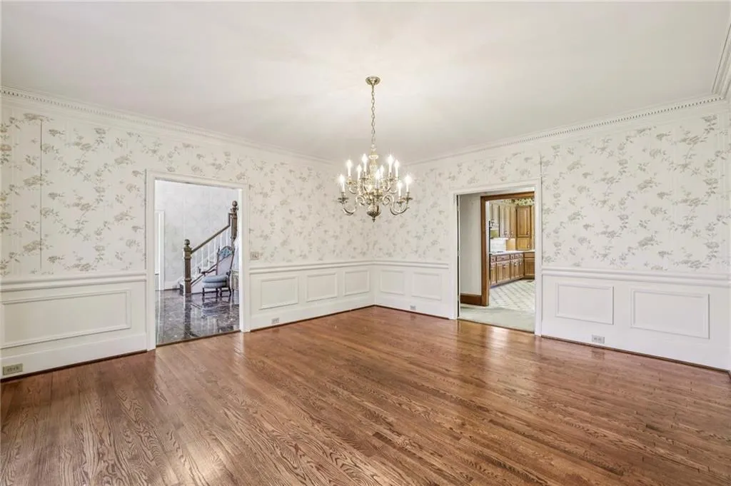 420 Rivertrail Dale, Atlanta, Georgia 30350, 5 Bedrooms Bedrooms, ,4 BathroomsBathrooms,Residential,For Sale,420 Rivertrail Dale,7720812