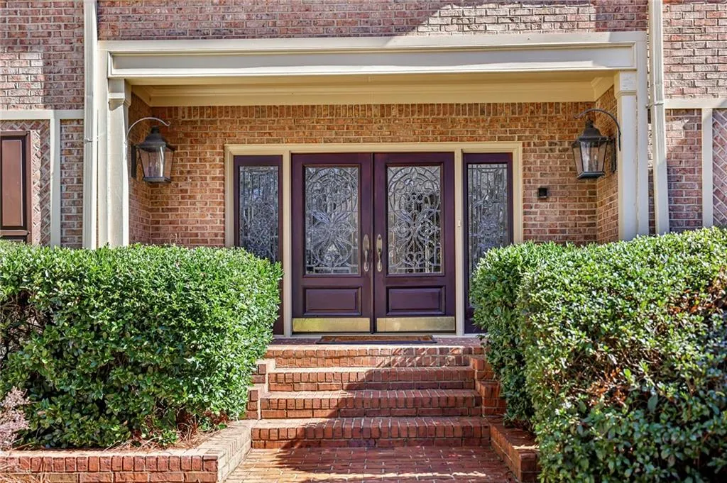 420 Rivertrail Dale, Atlanta, Georgia 30350, 5 Bedrooms Bedrooms, ,4 BathroomsBathrooms,Residential,For Sale,420 Rivertrail Dale,7720812