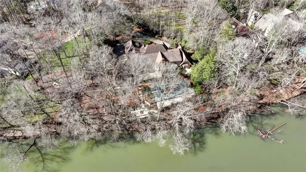 420 Rivertrail Dale, Atlanta, Georgia 30350, 5 Bedrooms Bedrooms, ,4 BathroomsBathrooms,Residential,For Sale,420 Rivertrail Dale,7720812