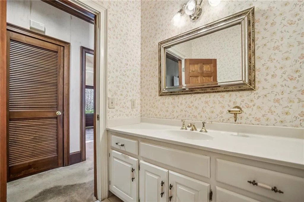 420 Rivertrail Dale, Atlanta, Georgia 30350, 5 Bedrooms Bedrooms, ,4 BathroomsBathrooms,Residential,For Sale,420 Rivertrail Dale,7720812